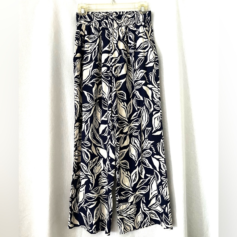 Panama Jack | Wide Leg Leaf Pattern Pants